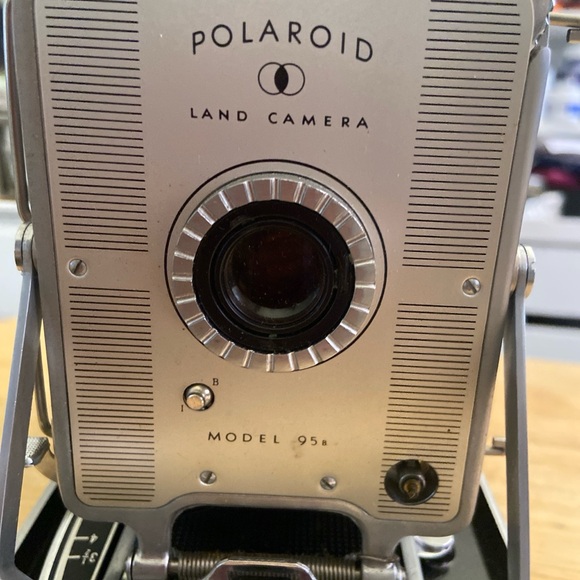 Polaroid Land Camera Model 95A- Classic Silver